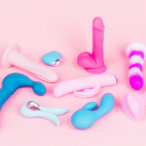 En la imagen aparecen varios juguetes sexuales para mujeres