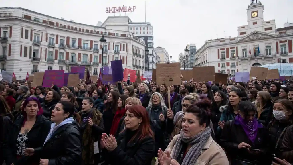 Manifestación de trabajadoras sexuales en España reclamando derechos frente a la ley abolicionista